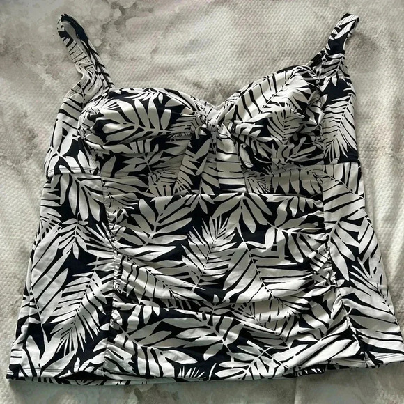 Bleu Rod Beattie Urban Oasis Tie Front Tankini Swim Top - Picture 4 of 7